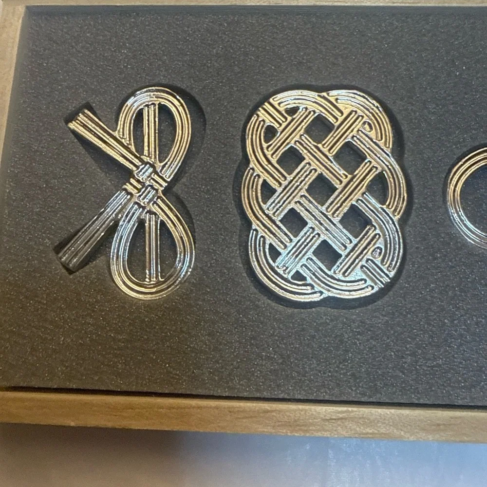 Chopsticks Rest Beautiful 5 piece set - open box